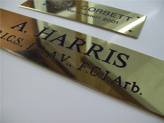 127mm x 63mm (5" x 2.5") Personalised Brass Engraved Memorial Bench Plaque Commemorative Sign